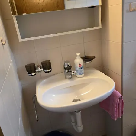 公寓 Haus Ahorni By Interhome 贝阿滕贝格